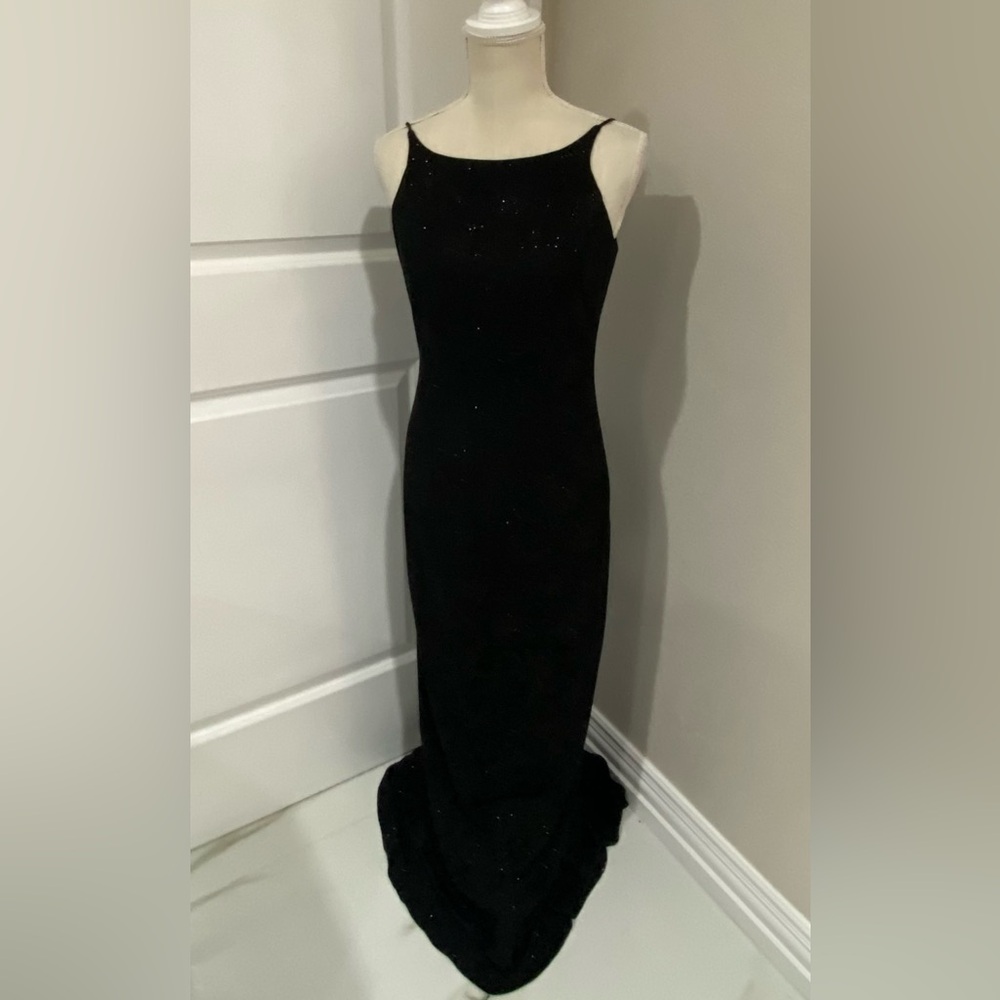 Dave & Johnny Black Midi Sheath Dress